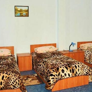 3-местный 
